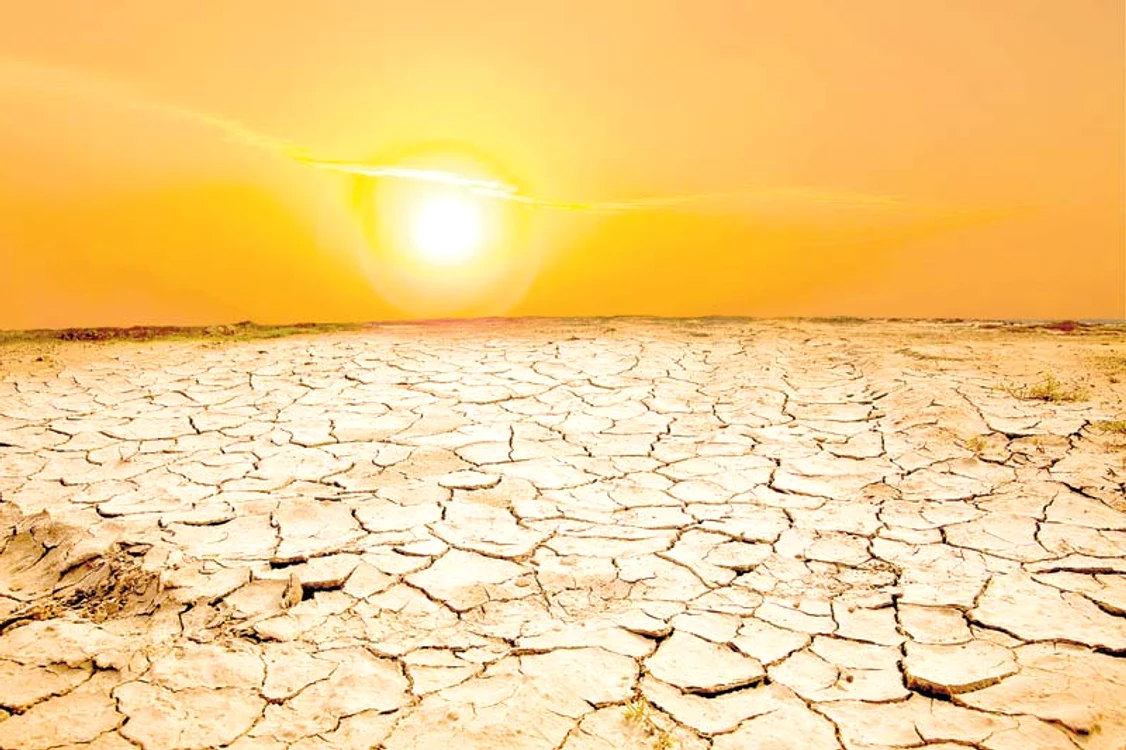 
    Fenomenul El Niño  (n.r. -  Copilul) apare când temperatura apelor ecuatoriale de suprafaţă, ale Oceanului Pacific depăşeşte 28°C  
