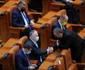 Guvernul Cioloş supus votului în Parlament. Foto Mediafax