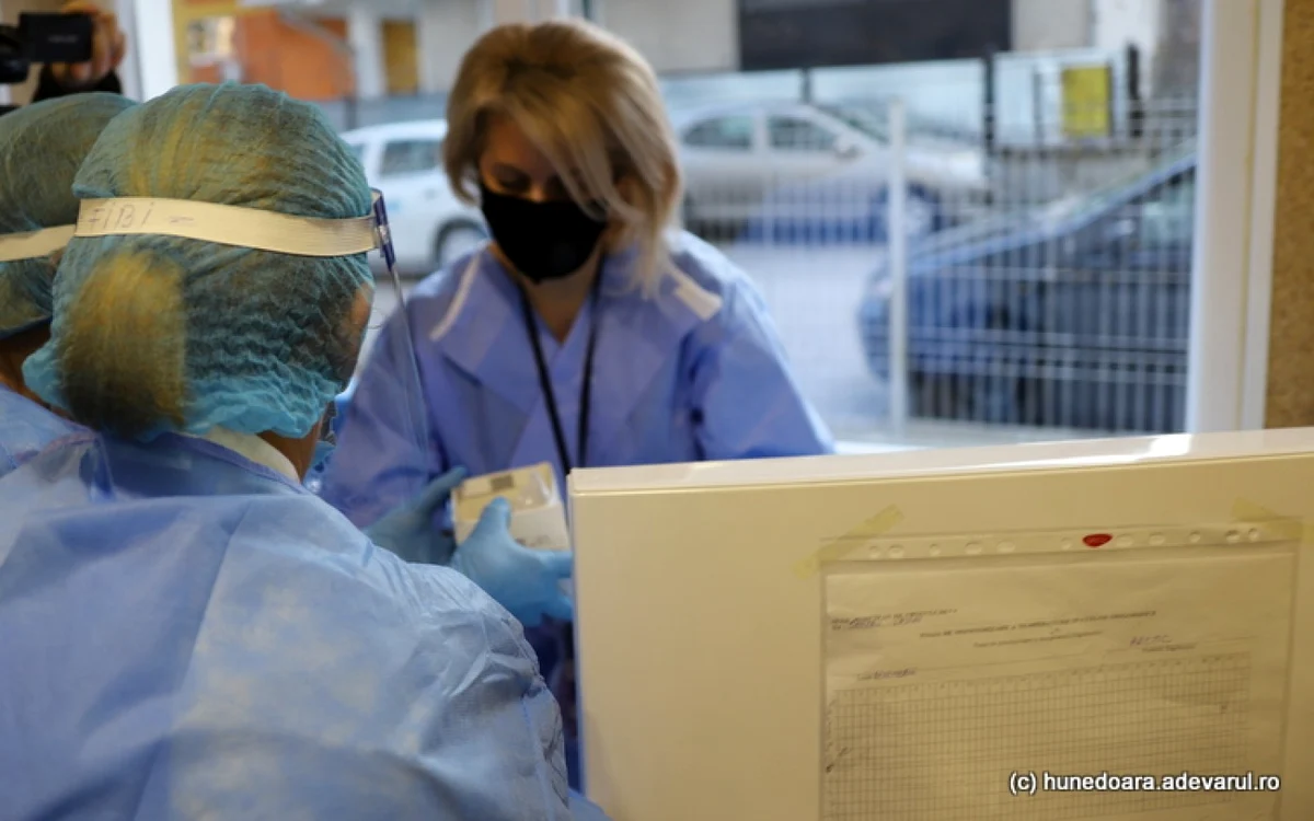 928 de reacţii adverse, toate comune şi minore, au fost înregistrate la nivelul centrelor de vaccinare, începând din 27 decembrie 2020 Foto: Daniel Guta (Arhiva Adevărul)