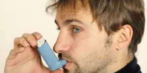 Cu ajutorul sprayurilor inhalatoare, astmul poate fi ţinut sub control