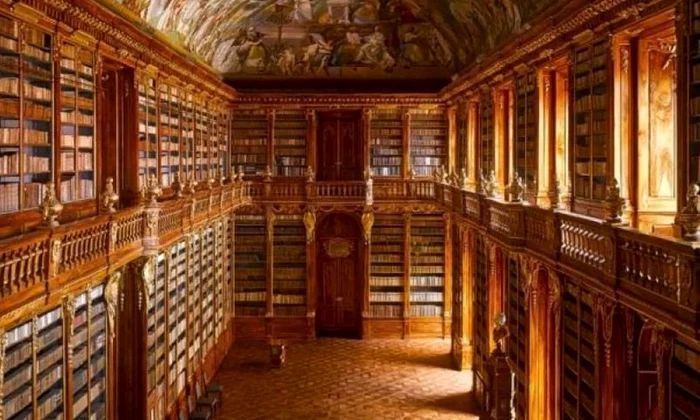 Cele mai spectaculoase biblioteci din întreaga lume jpeg
