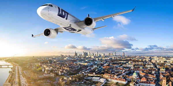 Airbus a câştigat o comandă istorică de la compania naţională poloneză LOT Foto LOT jpg