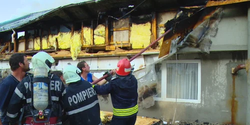 incendiu manastirea moreni 