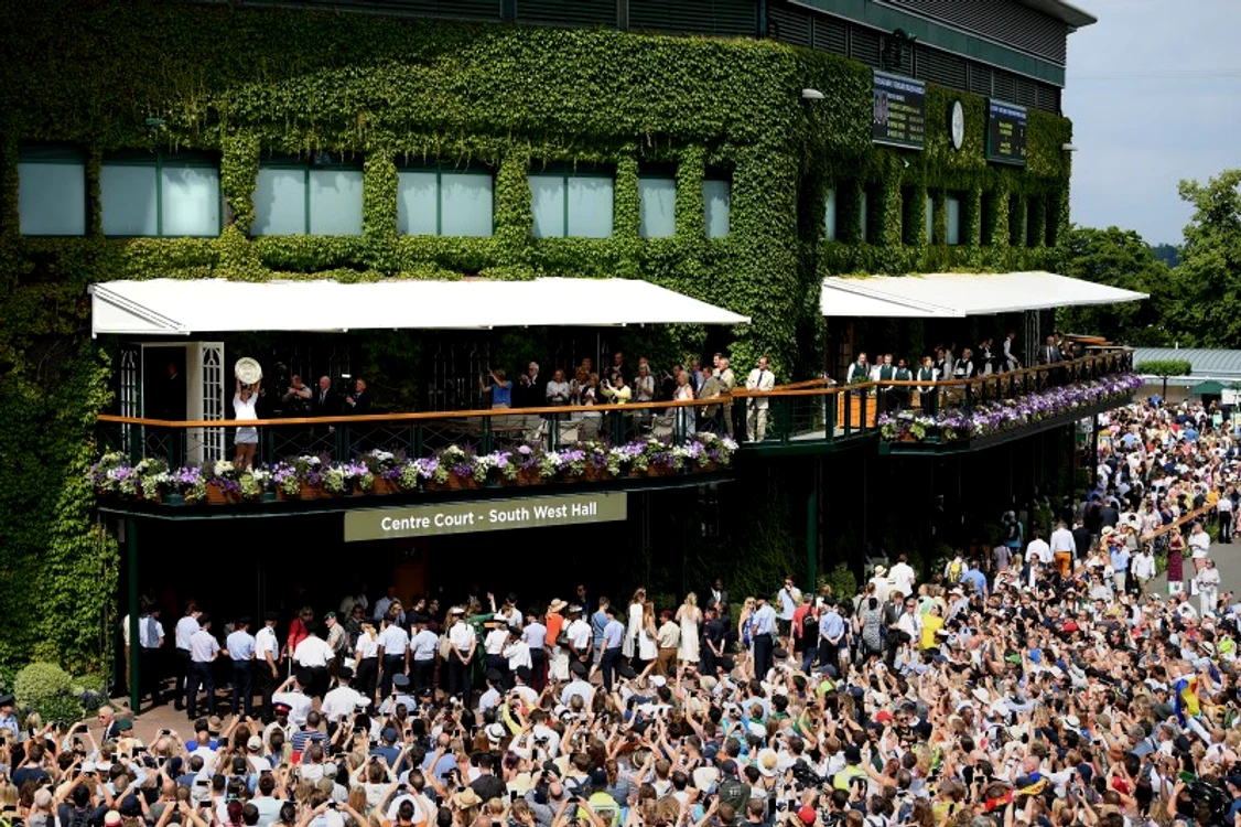 
    Simona Halep a adus România în clubul select al țărilor cu câștigătoare la WimbledonFoto: Guliver / GettyImages  