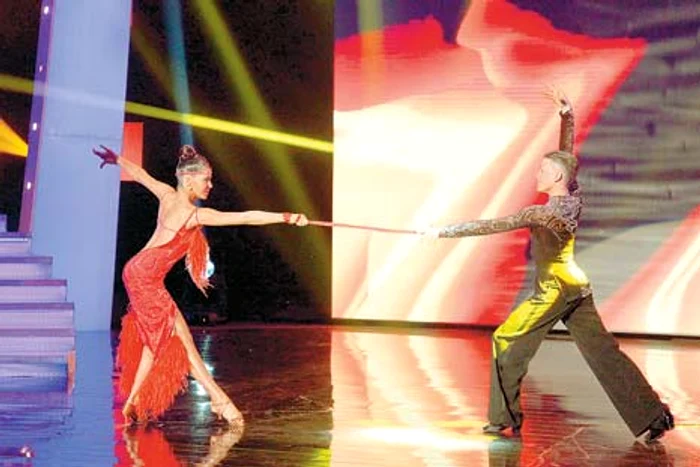 Cătălina Tampău şi Alin Beca, dansatori