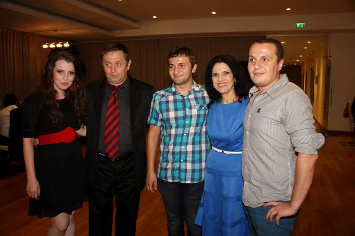 Elise stan si matilda pascal cojocarita