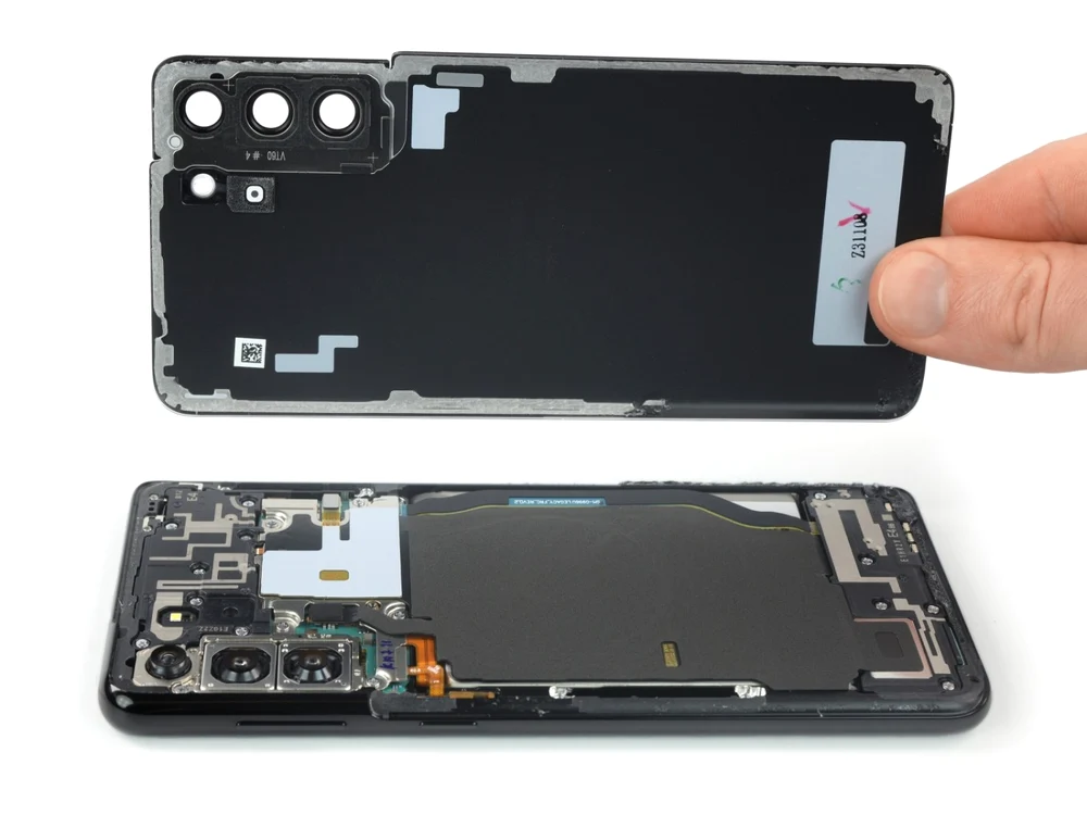Reparare smartphone Samsung FOTO iFixit