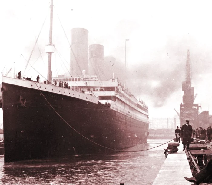 1912- Titanicul a naufragiat la 14 aprilie 1912. 1.513 de oameni care se aflau la bord au murit, 711 au supravieţuit.