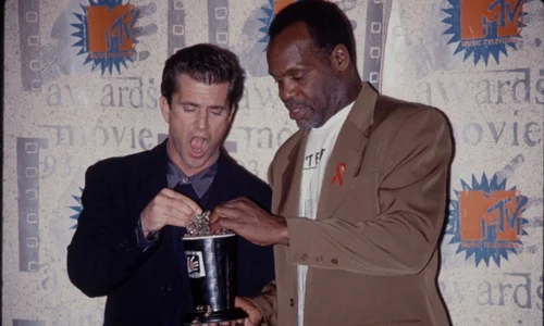 Mel Gibson si Danny Glover GettyImages