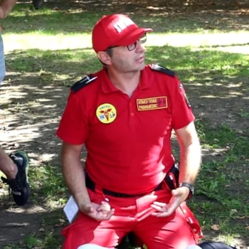 Claudiu Bogdan, de la OTV, salvează vieți. Este paramedic