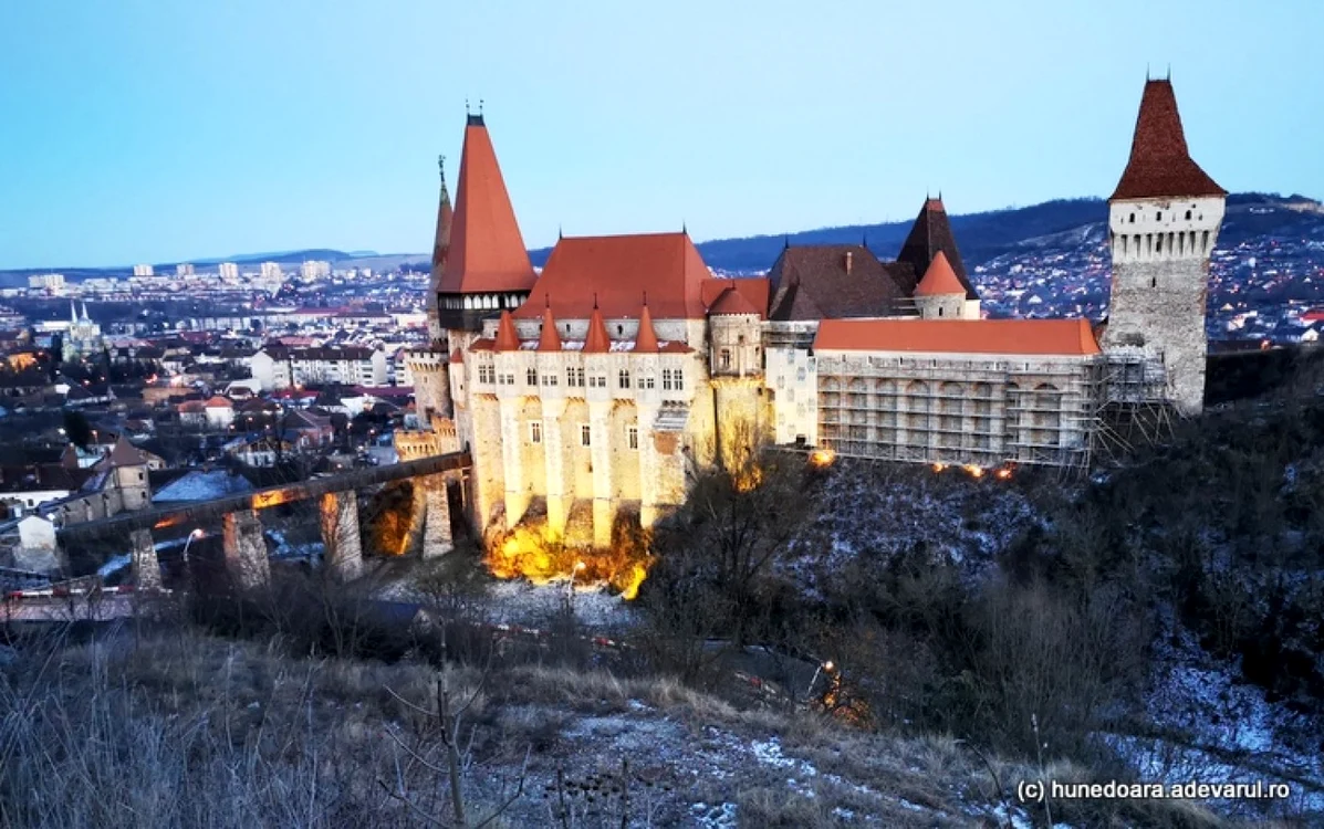 Castelul Corvinilor. Foto: Daniel Guţă. ADEVĂRUL