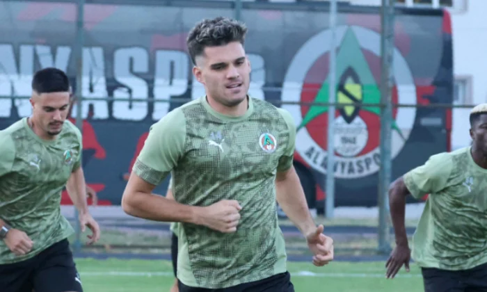 Ianis Hagi, în cadrul antrenamentelor la Alanyaspor Foto/Twitter@alanyaspor