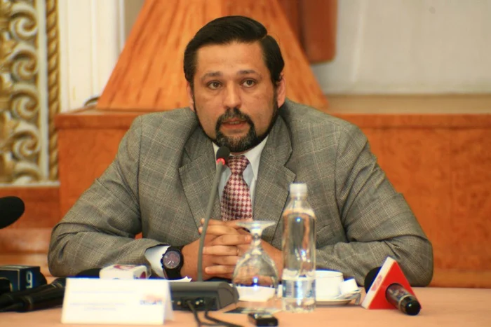 Chestorul de poliţie Florentin Robescu s-a specializat în combaterea crimei organizate FOTO: Adevărul