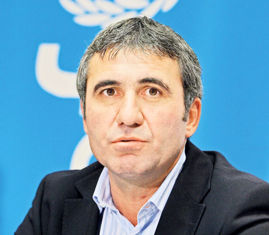 
    Gică Hagi  