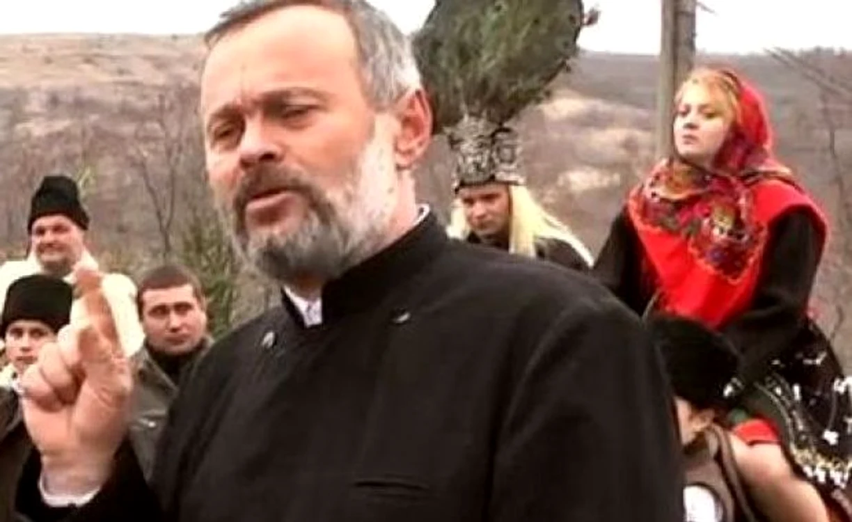 
    Preotul Ştefan Bercaru este acuzat de agresiune sexuală.  