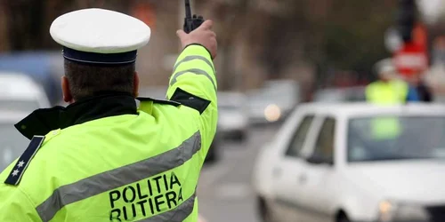 Poliţiştii au sancţionat mai mulţi şoferi 