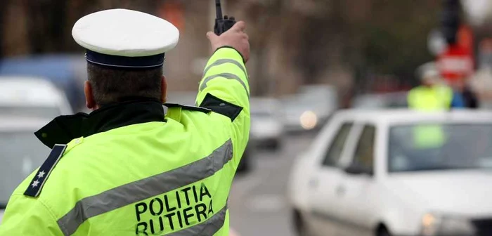 Polițist rutier în acțiune