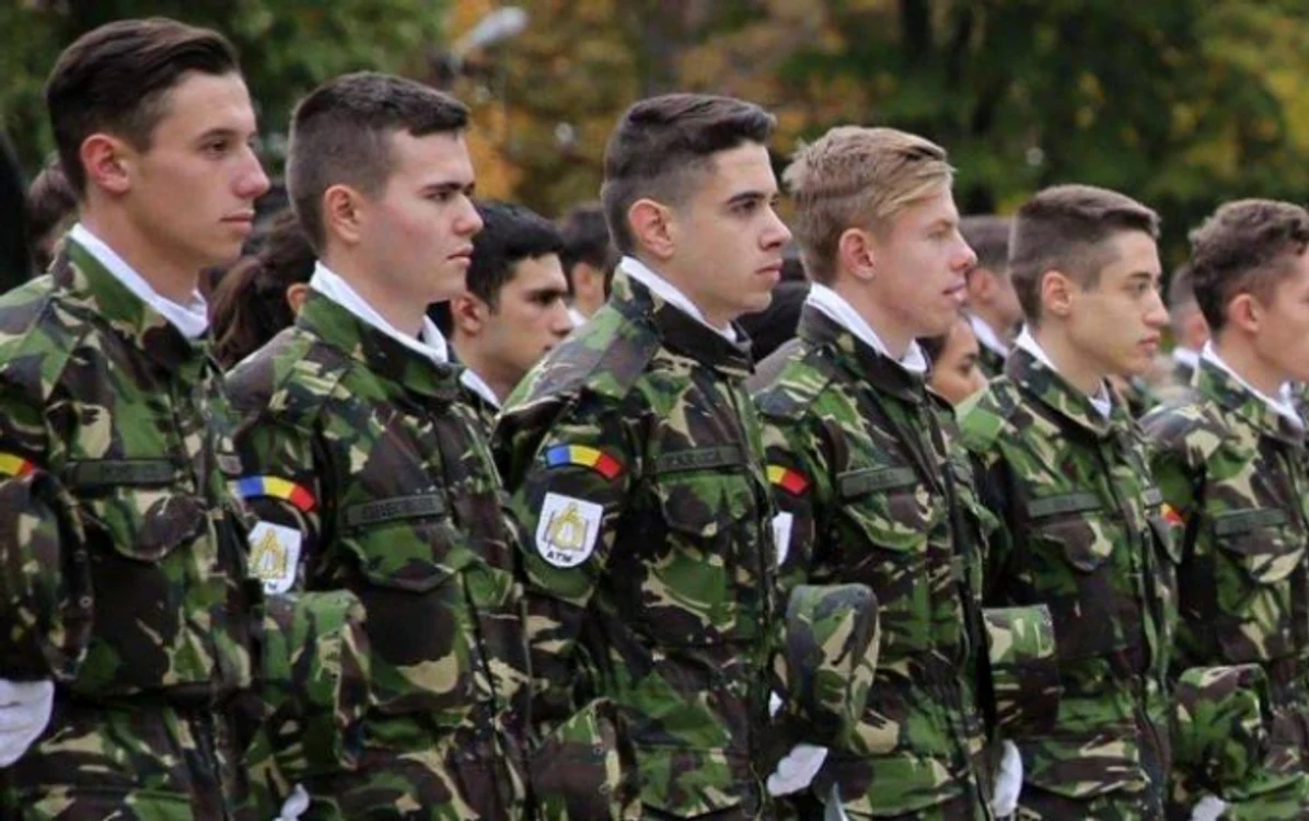 
    Armata Română vrea să angajeze 775 de rezerviști voluntari Foto: defenseromania.ro  