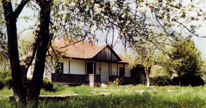 Casa memorială Georghe Enescu de la Liveni