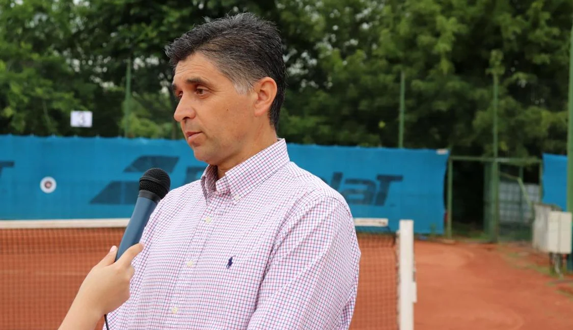 Marius Vecerdea, la un interviu pentru presa locală