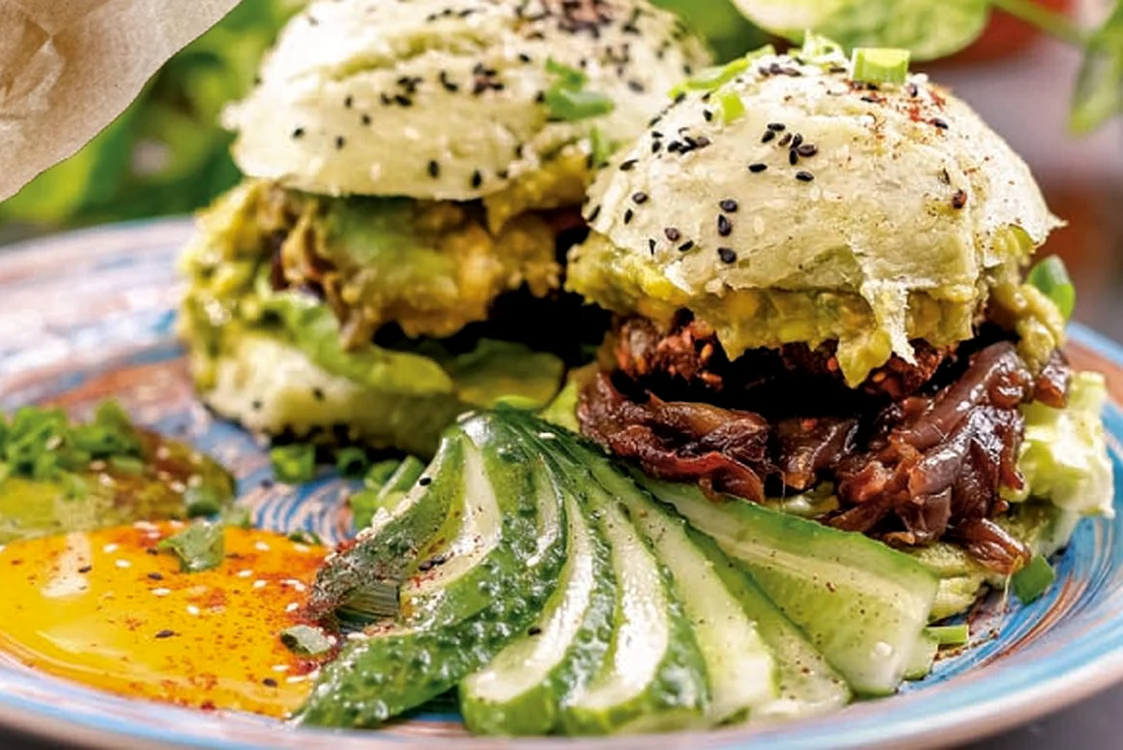 senvvis cu legume si avocado jpg