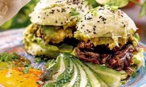 senvvis cu legume si avocado jpg