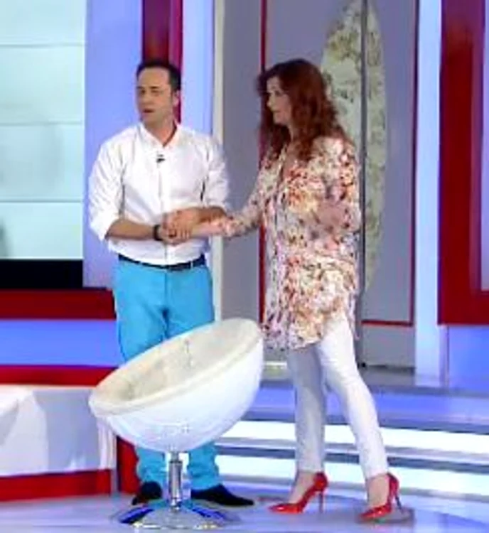 Madi Drăguşanu arată foarte bine pentru vârsta ei (captură: Pro TV)
