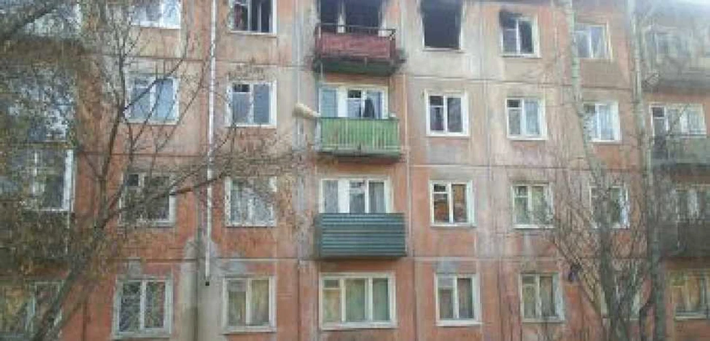 Suceava: Un apartament din Fălticeni era să ardă în întregime