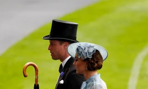 Kate Middleton pare că are un început de burtică jpeg