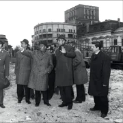 ceausescu vizita pe ruine FOTO historia jpg