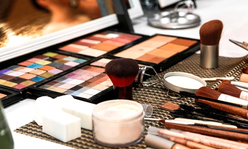 Cosmetice cu întrebuinţări inedite  Cele mai bizare moduri în care poţi folosi produsele de îngrijire personală jpeg