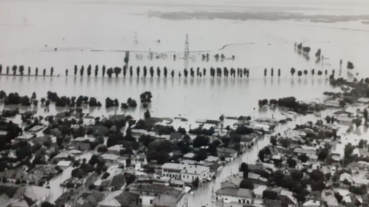 Fotografii necunoscute de la inundațiile catastrofale din  vara anului 1975, publicate de Arhivele Naționale ale României jpeg