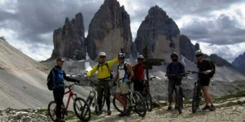 Reşiţa: Au treversat Alpii cu bicicletele