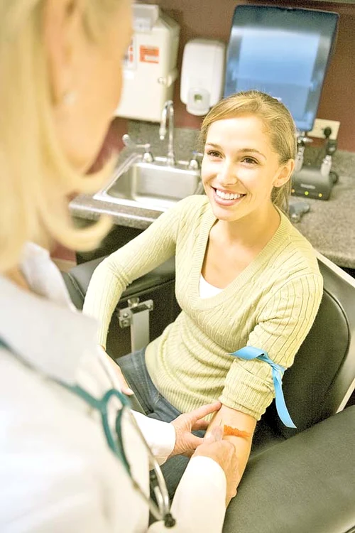 Medicul Andreas Vythoulkas îţi spune ce analize trebuie să faci şi de ce vitamine ai nevoie