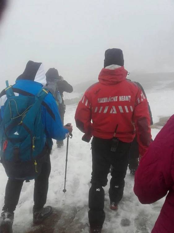 Echipele Salvamont Neamţ în timpul misiunii de intervenţie FOTO: Salvamont Neamţ