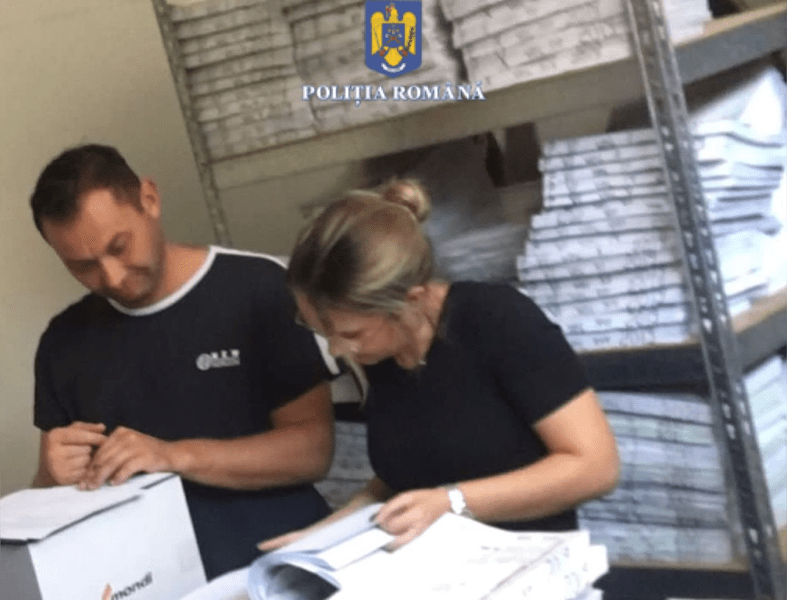 Patroană acuzată de angajări fictive, pentru credite CAR. Percheziţie la o firmă din Neamţ