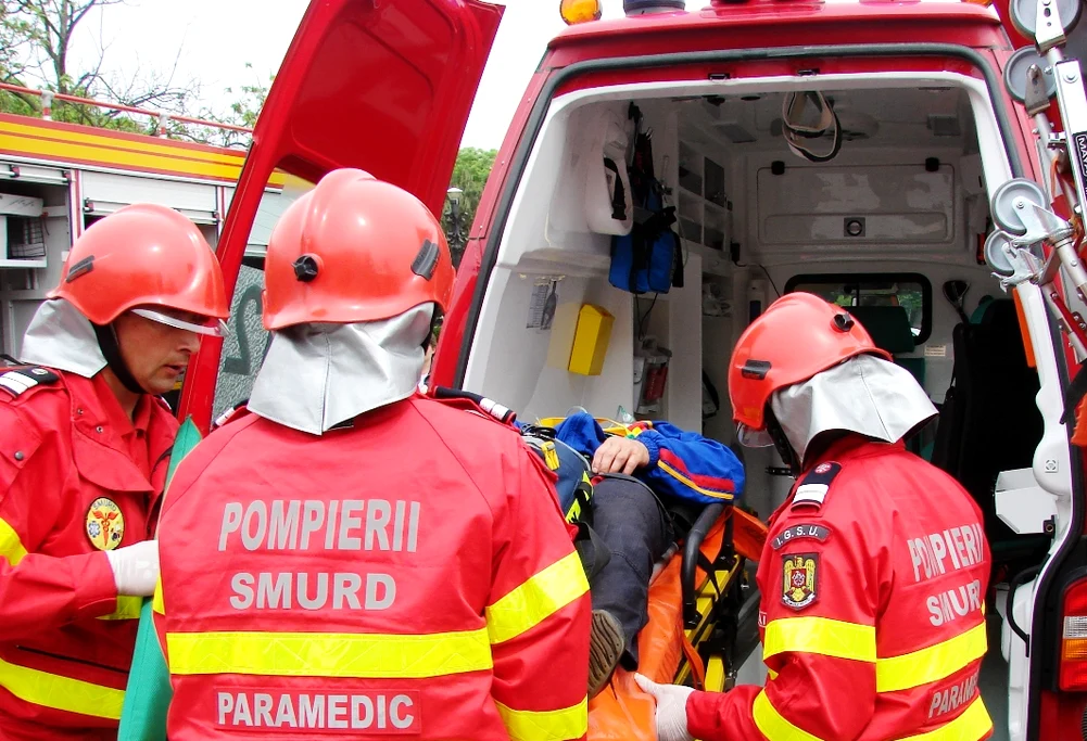 Răniții au fost transportați la spital FOTO: Arhivă, Adevărul