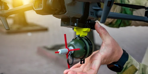 Dronă FPV cu o grenadă FOTO Shutterstock
