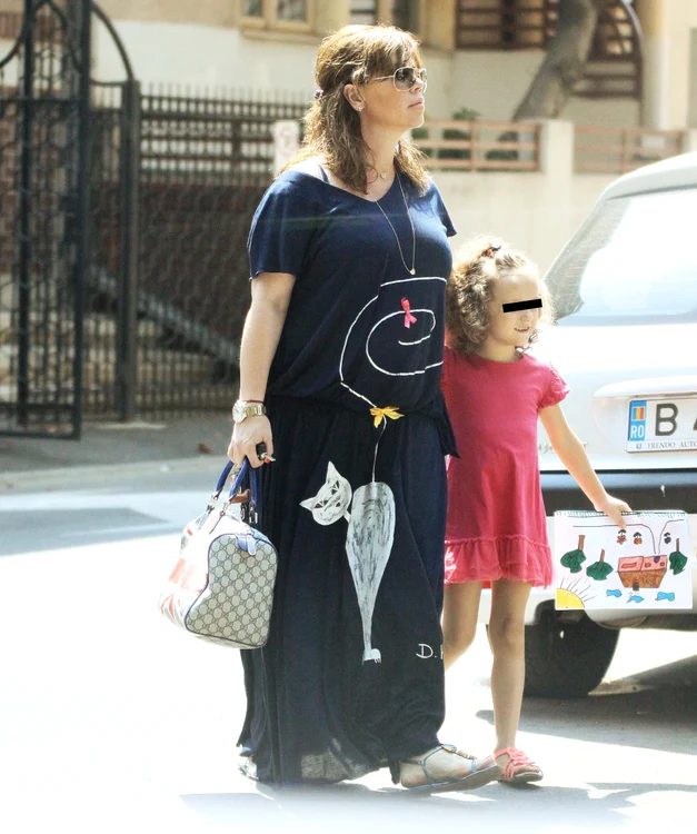 
    Angelica Constantin susține că își vrea fetița înapoi   