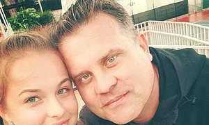 Pe site urile de  socializare Andrada  a postat multe poze  alături de tatăl ei jpeg