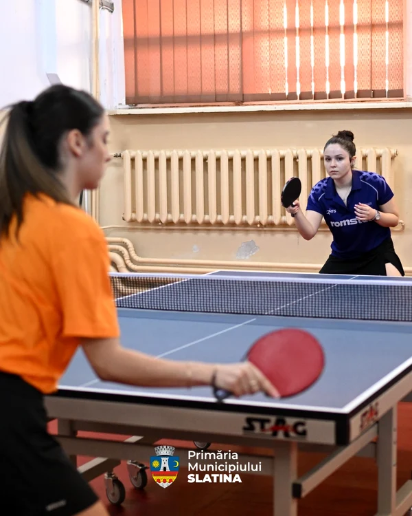 Tenis de masă, semifinală fete FOTO: Primăria Municipiului Slatina