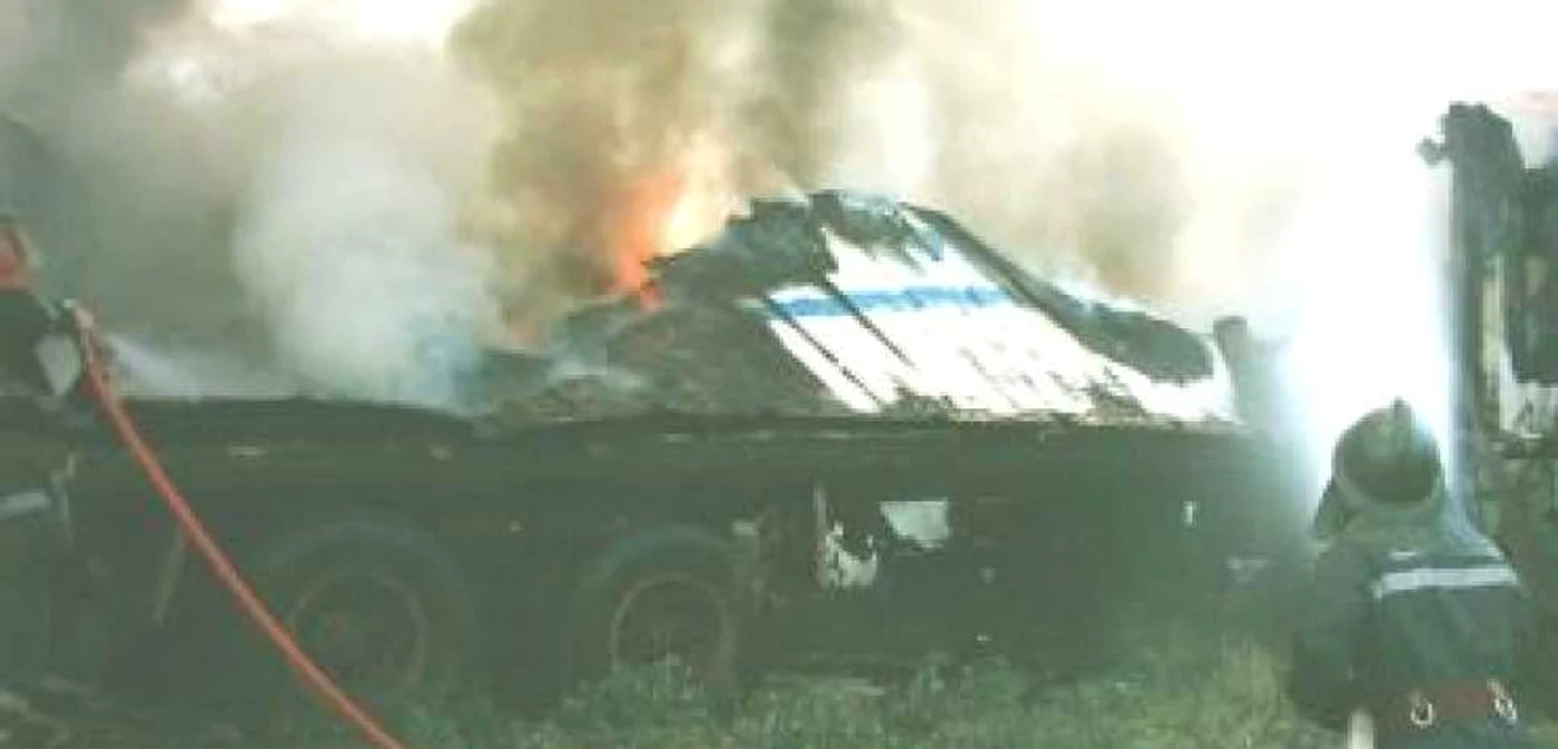 Alba Iulia: Incendiu cu pagube de 420.000 de lei  la o fabrică de termopane