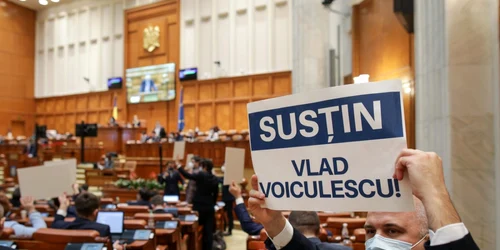 Sedinţă a Camerei Deputaţilor pentru dezbaterea moţiunii de cenzură împotriva ministrului sănătăţii Vlad Voiculescu 15 februarie 2021 FOTO Inquam Photos / Octav Ganea