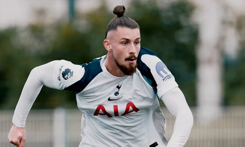 Radu Dragusin (Facebook, Tottenham Hotspur) jpg
