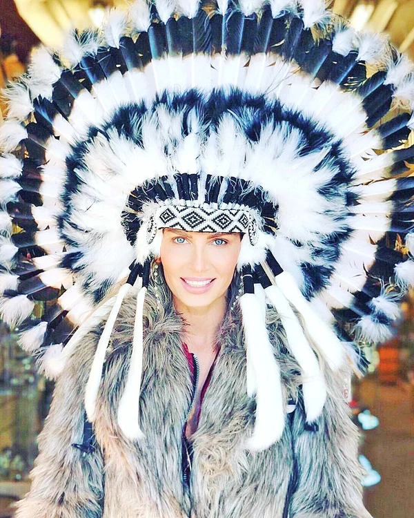 Andreea Bănică și-a postat pe conturile sociale zeci de fotografii din acest turneu