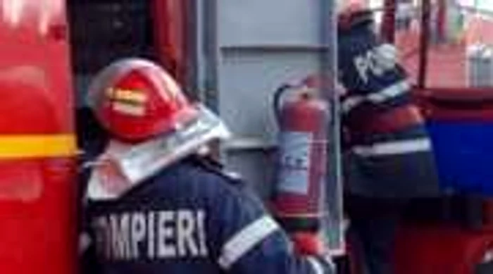 Târgu-Jiu: Un copil de cinci ani a dat foc la două case