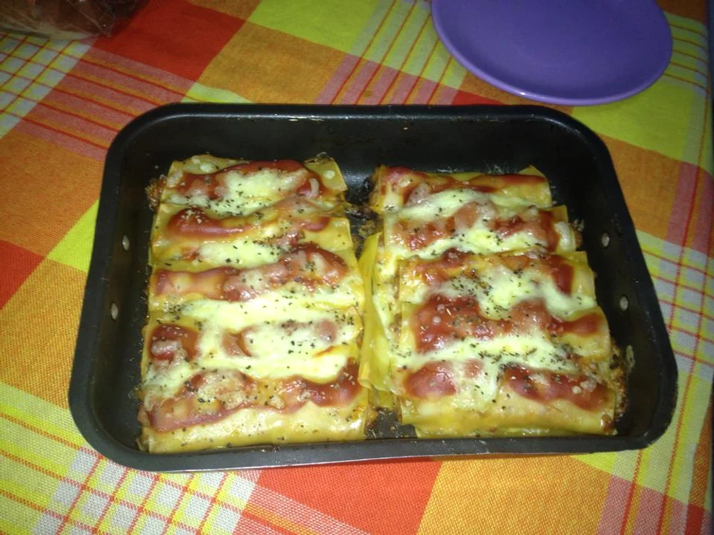 
    Cannelloni cu carne tocată  