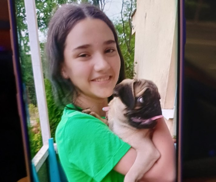 O fată de 12 ani din Târgu Mureş, căutată de polițiști după ce a plecat de acasă şi nu s-a mai întors