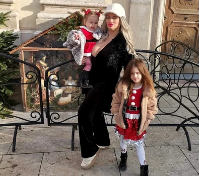 sanziana budapesta jpg