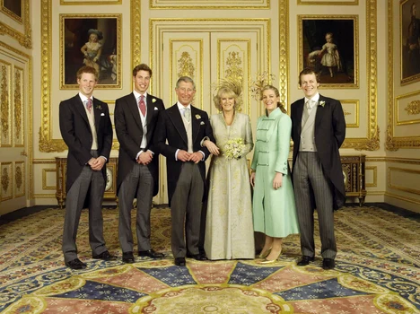 Tom Parker Bowles cu Prințul William și Printul Harry la nunta lui Charles cu Camilla